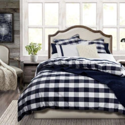 Camille Buffalo Check 3-Piece Duvet Set - Navy 6 Camille Buffalo Check 3-Piece Duvet Set - Navy -HiEnd Accents FB1778DS SQ NA lg