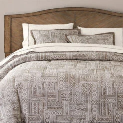 Trent Comforter Set -HiEnd Accents FB1934 2 lg