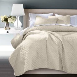 Anna Coverlet - 3 Colors -HiEnd Accents FB3600 FQ LT lg
