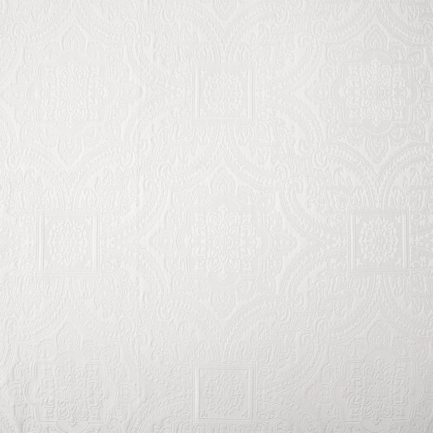 Liza White Matelassé Coverlet Set 9 Liza White Matelassé Coverlet Set - Image 9