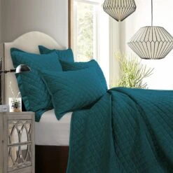Velvet Diamond Quilt - 6 Colors -HiEnd Accents FB6300 Lifestyle Teal lg