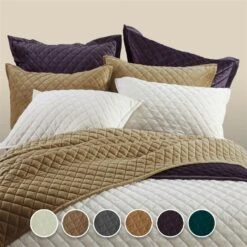 Velvet Diamond Quilt - 6 Colors