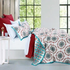 Sonora Reversible Quilt Set